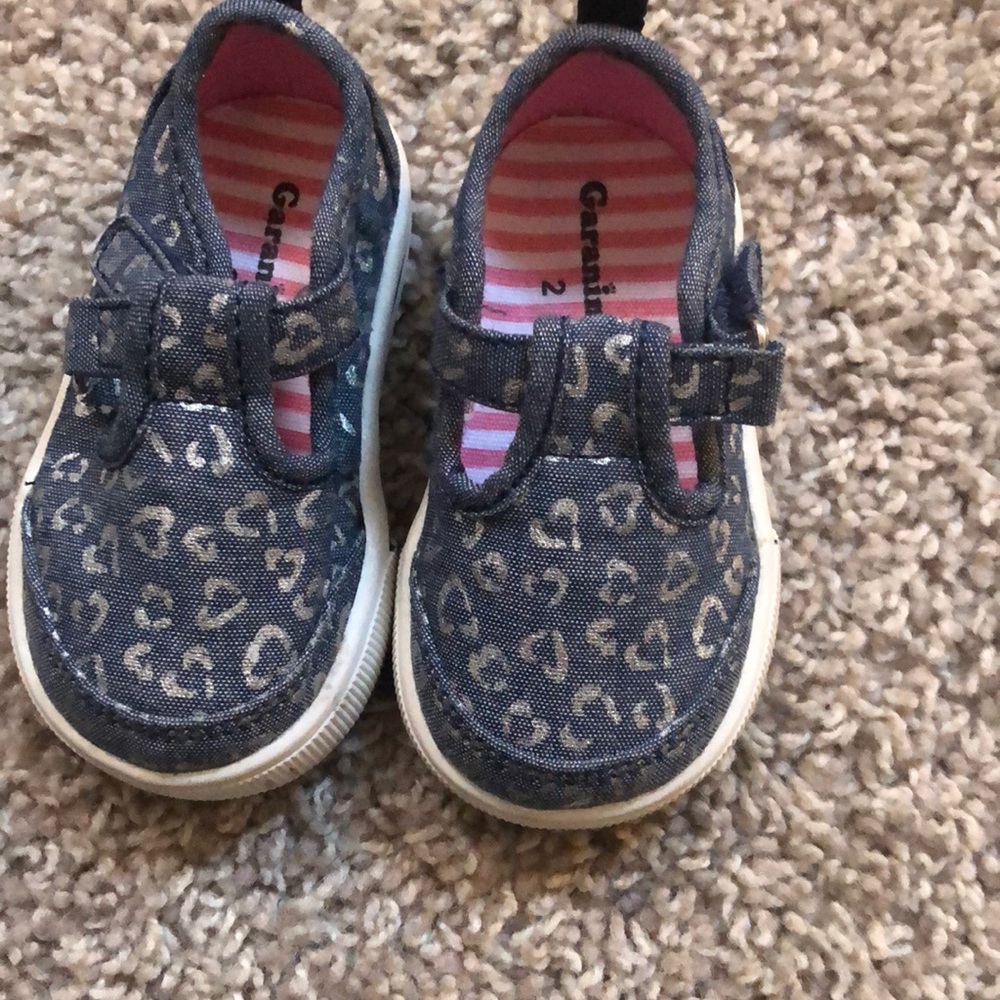 Infant tennis shoes
